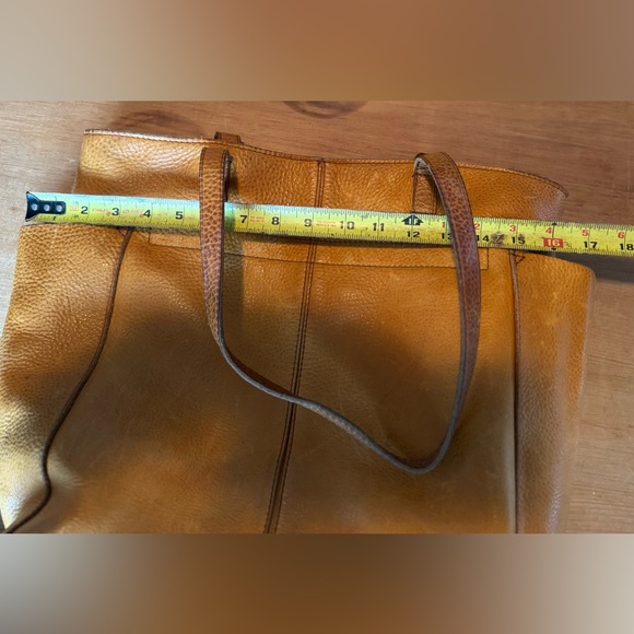 Duluth Trading Co. leather bag/purse￼ - Picture 9 of 10